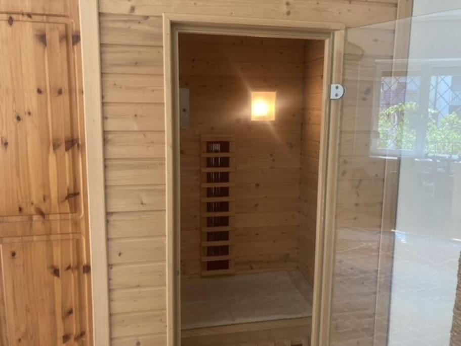 Csendes Zoeldoevezeti Apartament