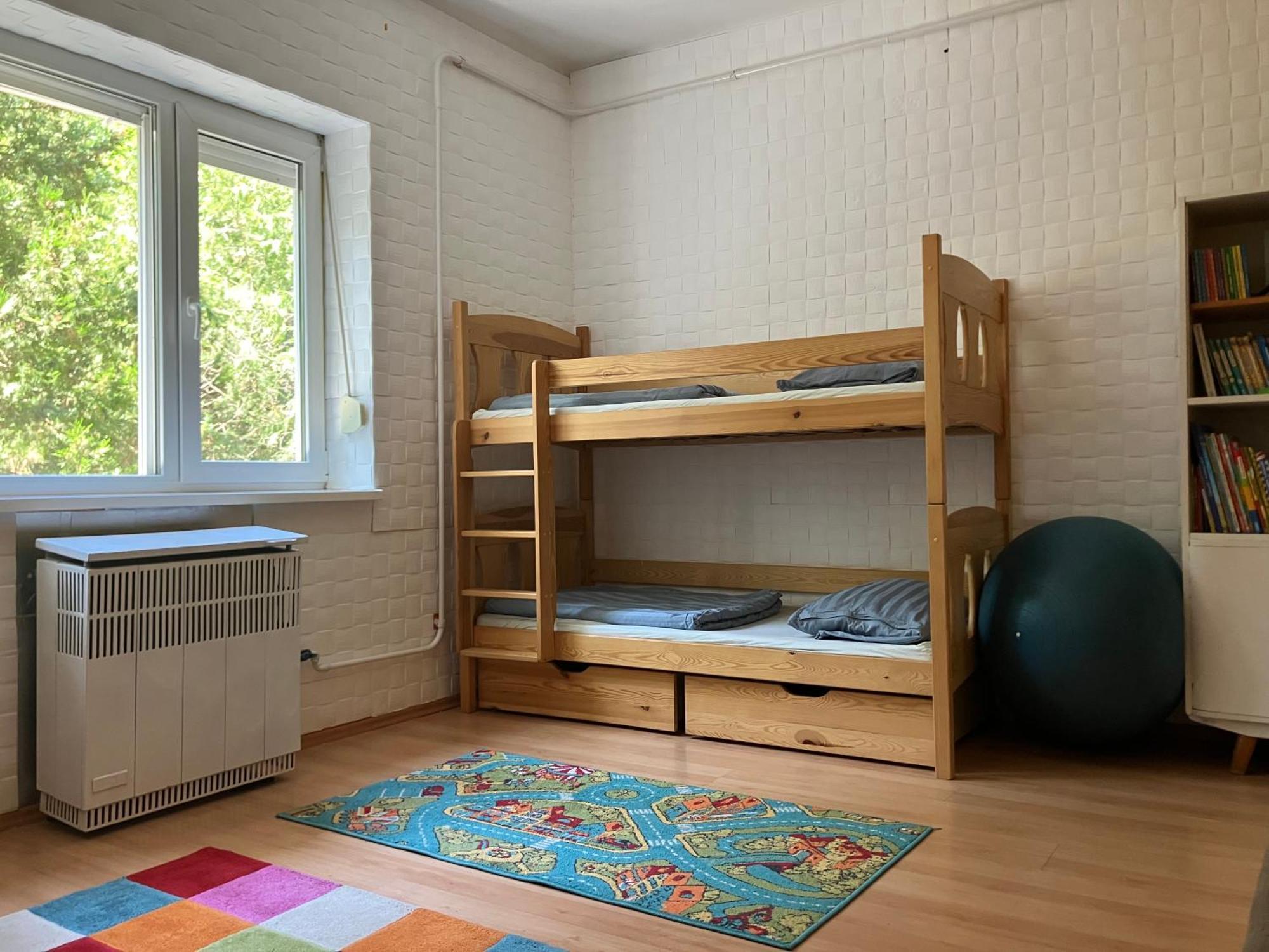 Csendes Zoeldoevezeti Budapest